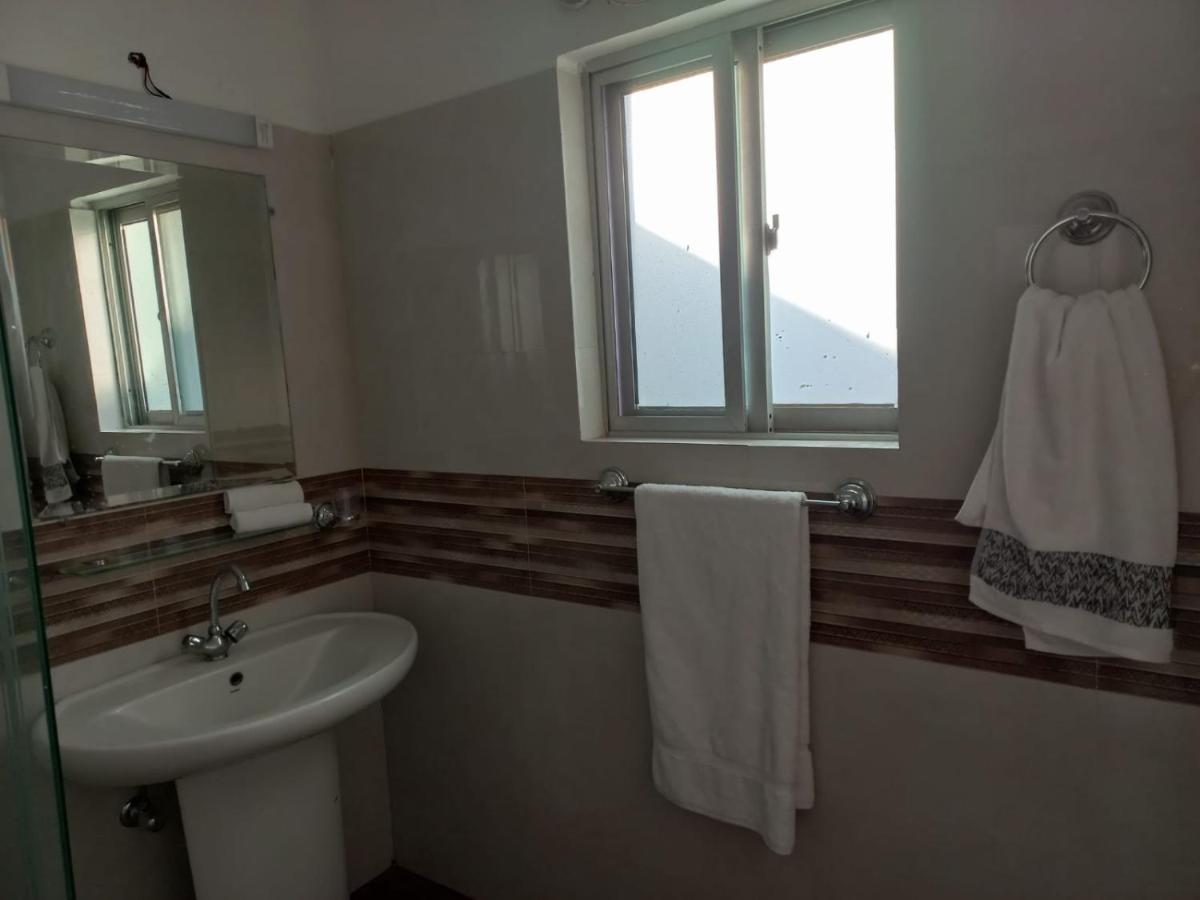 White House Residencia Hotel Ravalpindi Kültér fotó